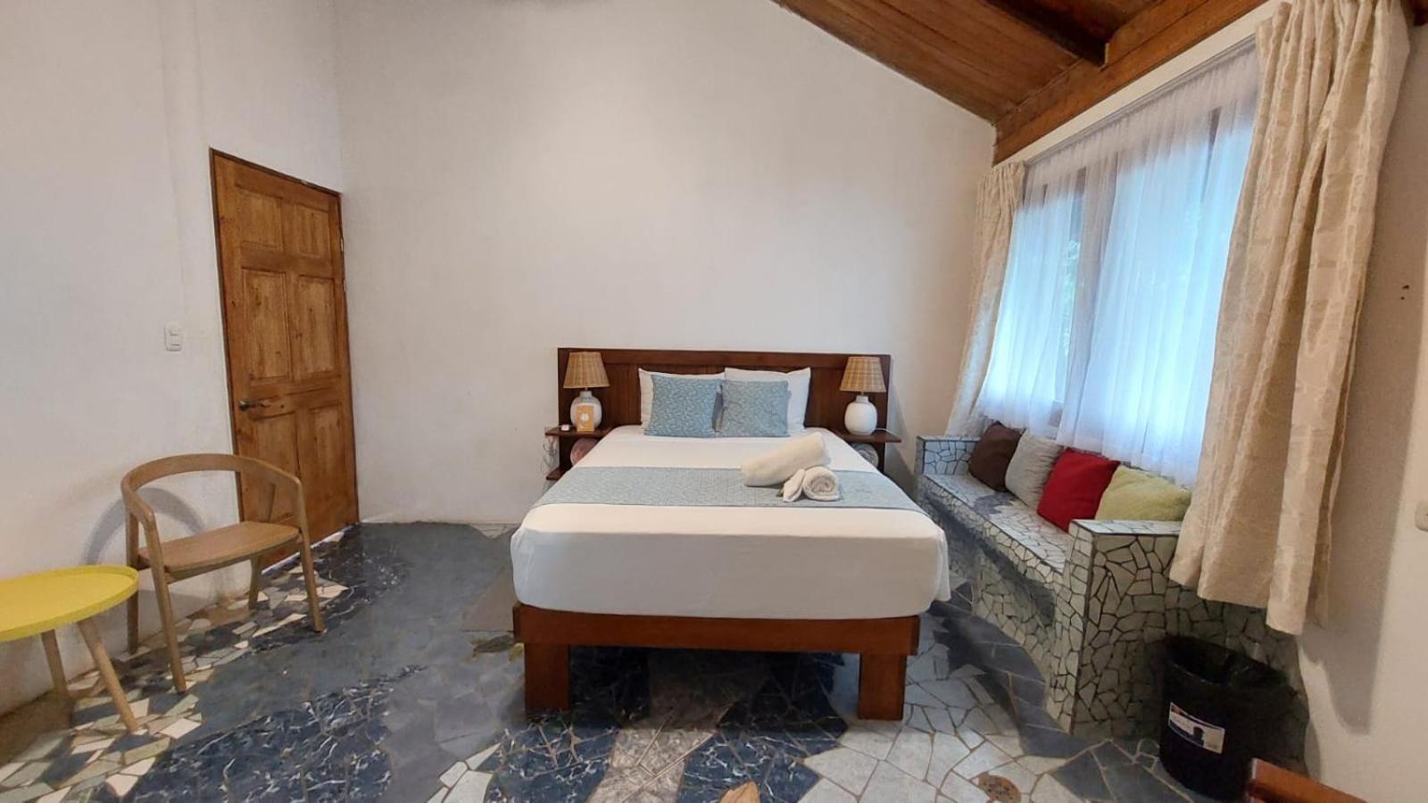 Casa Thirema Tortuguero Hotell Exteriör bild