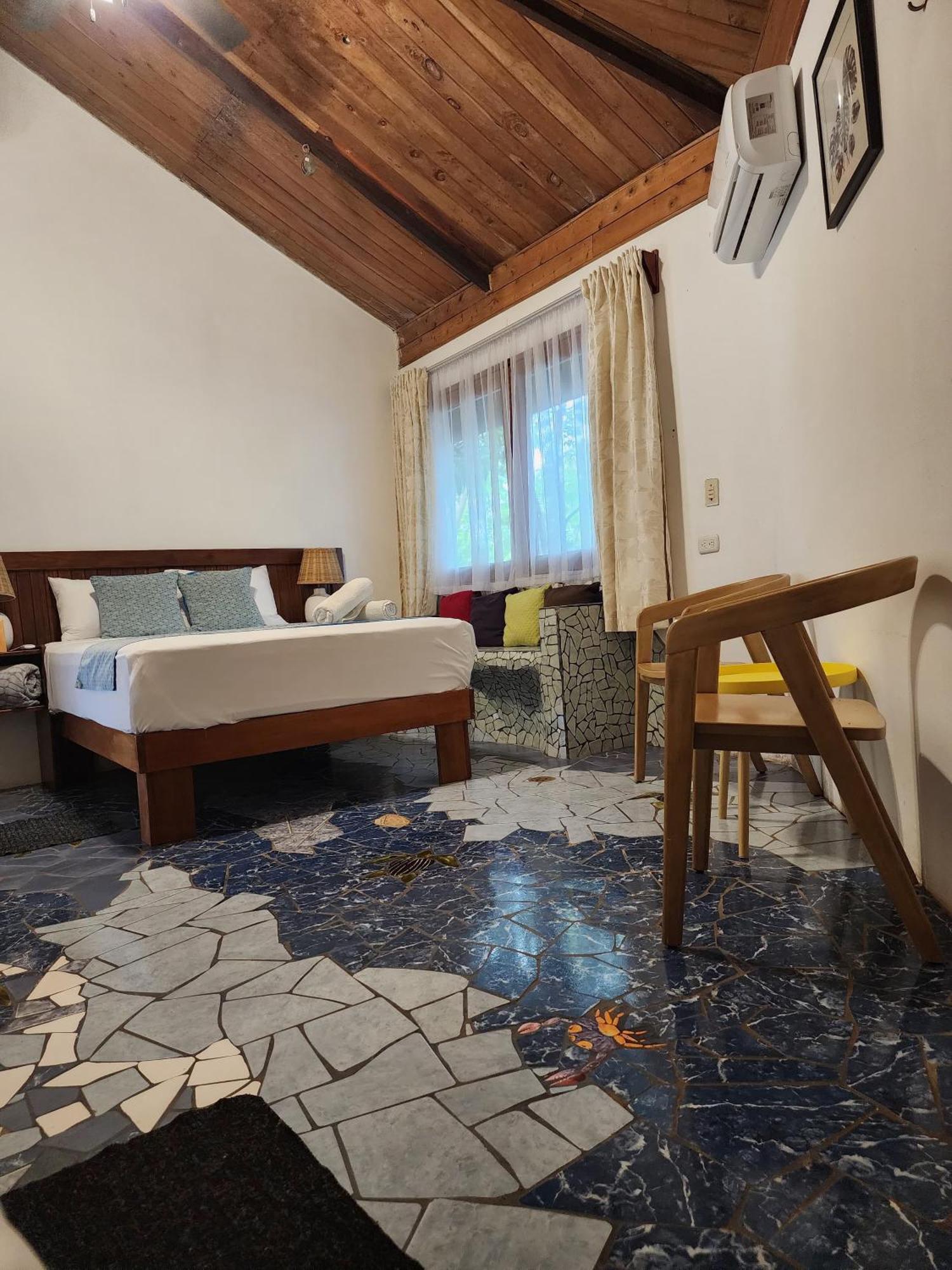 Casa Thirema Tortuguero Hotell Exteriör bild