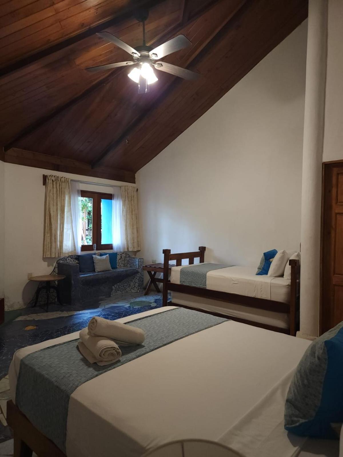 Casa Thirema Tortuguero Hotell Exteriör bild