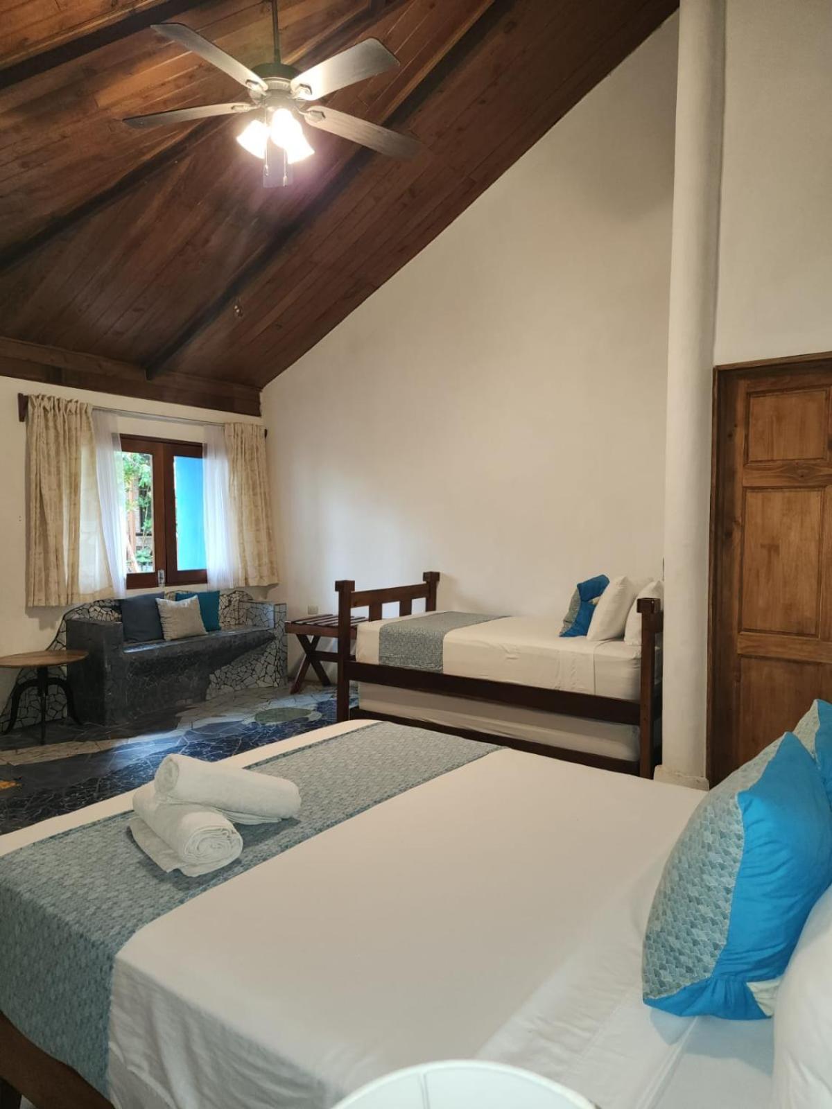 Casa Thirema Tortuguero Hotell Exteriör bild